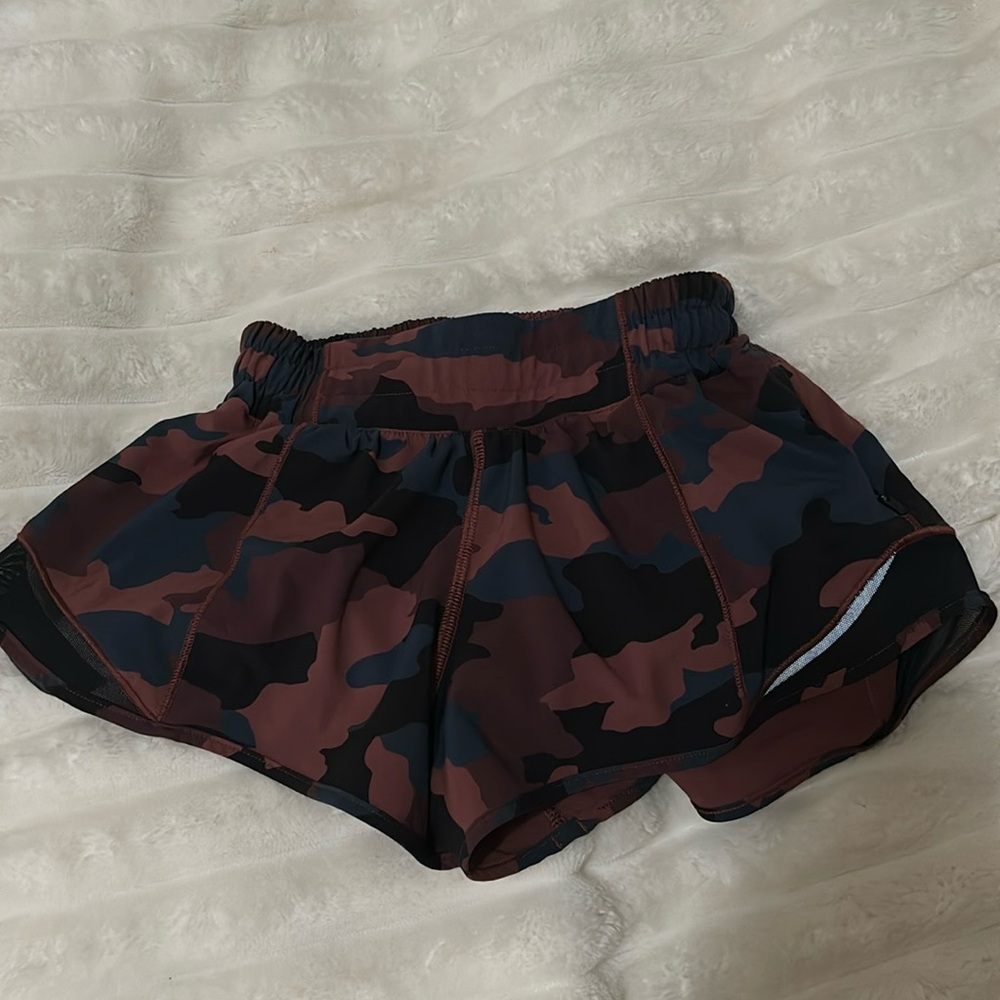 camo lululemon shorts